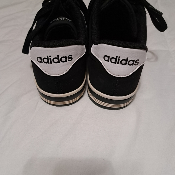 Adidas Neo - Picture 8 of 8